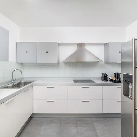 Hermosa Luxury Apartament