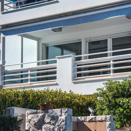 アパート Hermosa Luxury スプリト